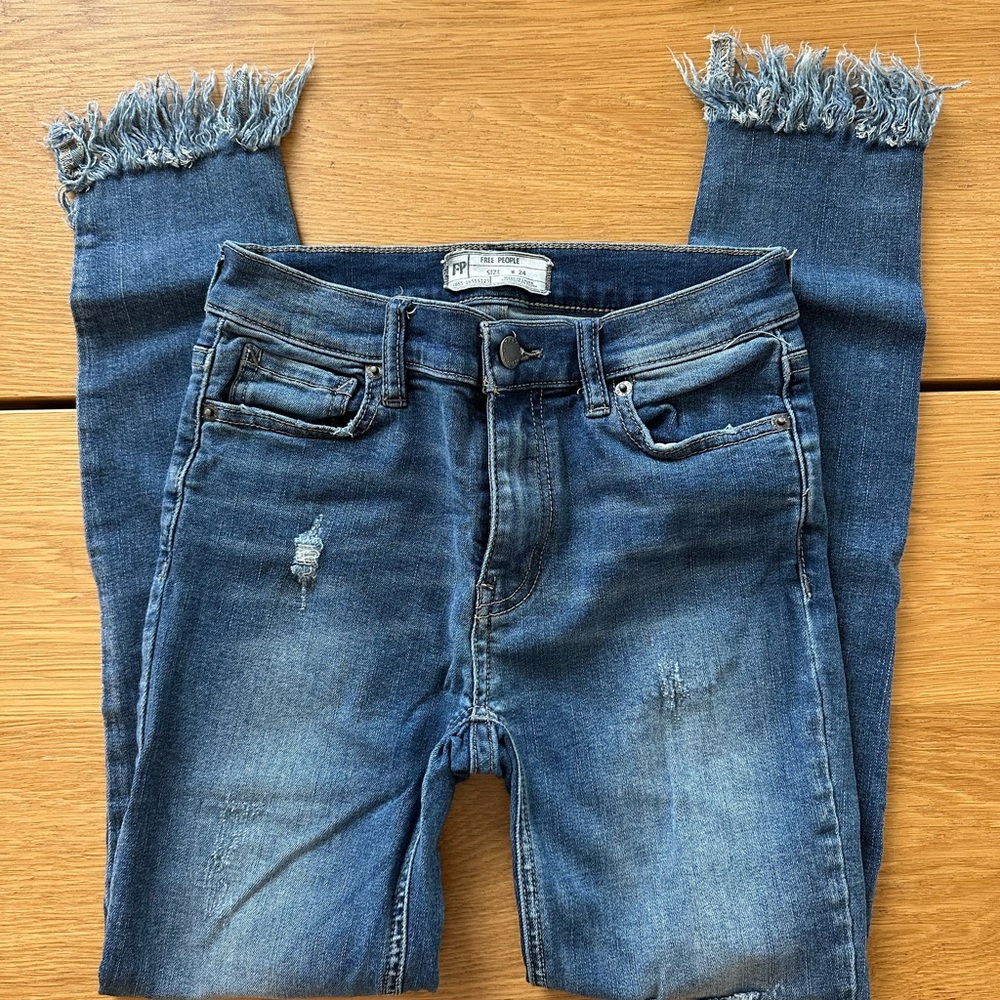 Free People Distressed Cropped Ankle Jeans With Frayed Hem